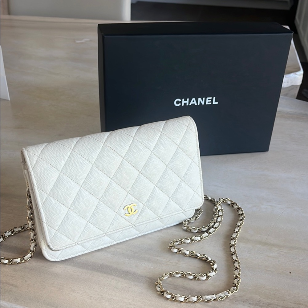 CHANEL Rare White Diamond Quilted Crossbody Bag with Champagne gold hardware!!